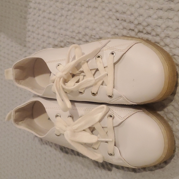 Zara White Leather Low Top Sneakers Size 39 (#7) - Picture 1 of 8